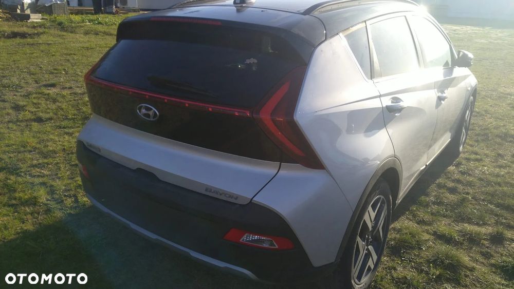 HYUNDAI BYAON lampa prawa tył tylna - 1