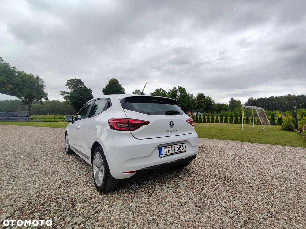 Renault Clio - 28