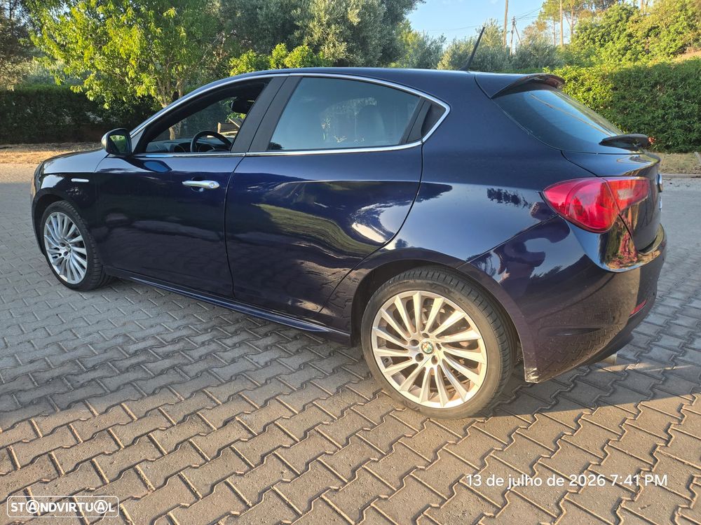 Alfa Romeo Giulietta 1.6 JTDM Distinctive - 4