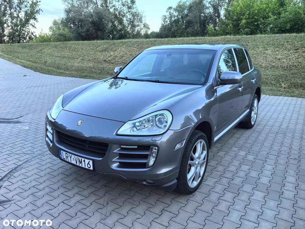 Porsche Cayenne Diesel - 1
