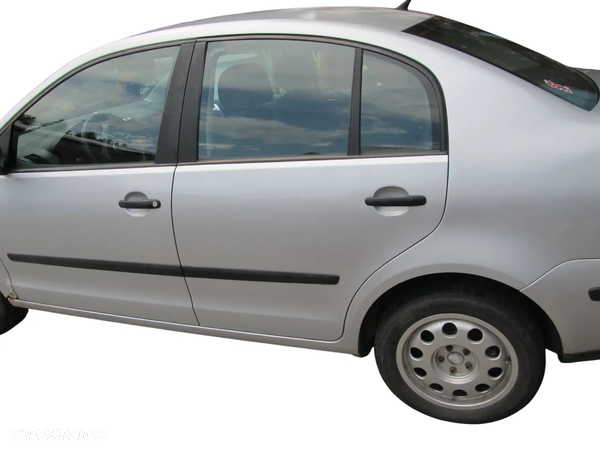 Vw Polo 9N 9N2 Sedan 5D Drzwi Lewe Przód Przednie N4C/AU