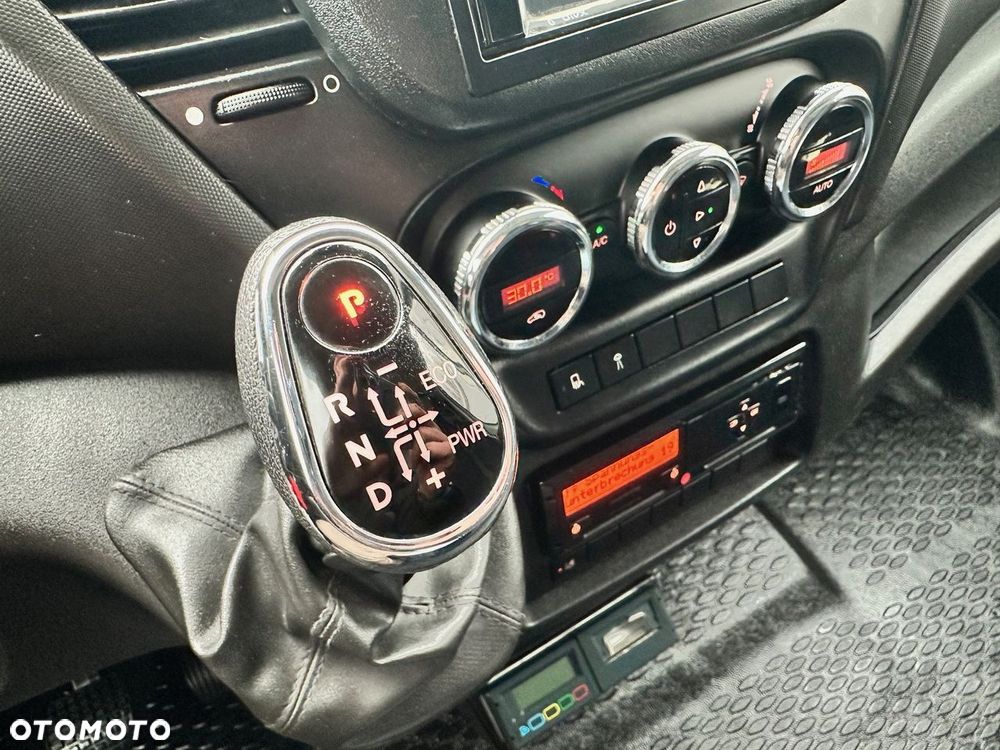 Iveco DAILY CHŁODNIA KONTENER -10*C WINDA 9 PALET ZASILANIE 230V TEMPOMAT PNEUMATYKA AUTOMAT HI-MATIC BLIŹNIACZE KOŁA KLIMATYZACJA  170KM - 34