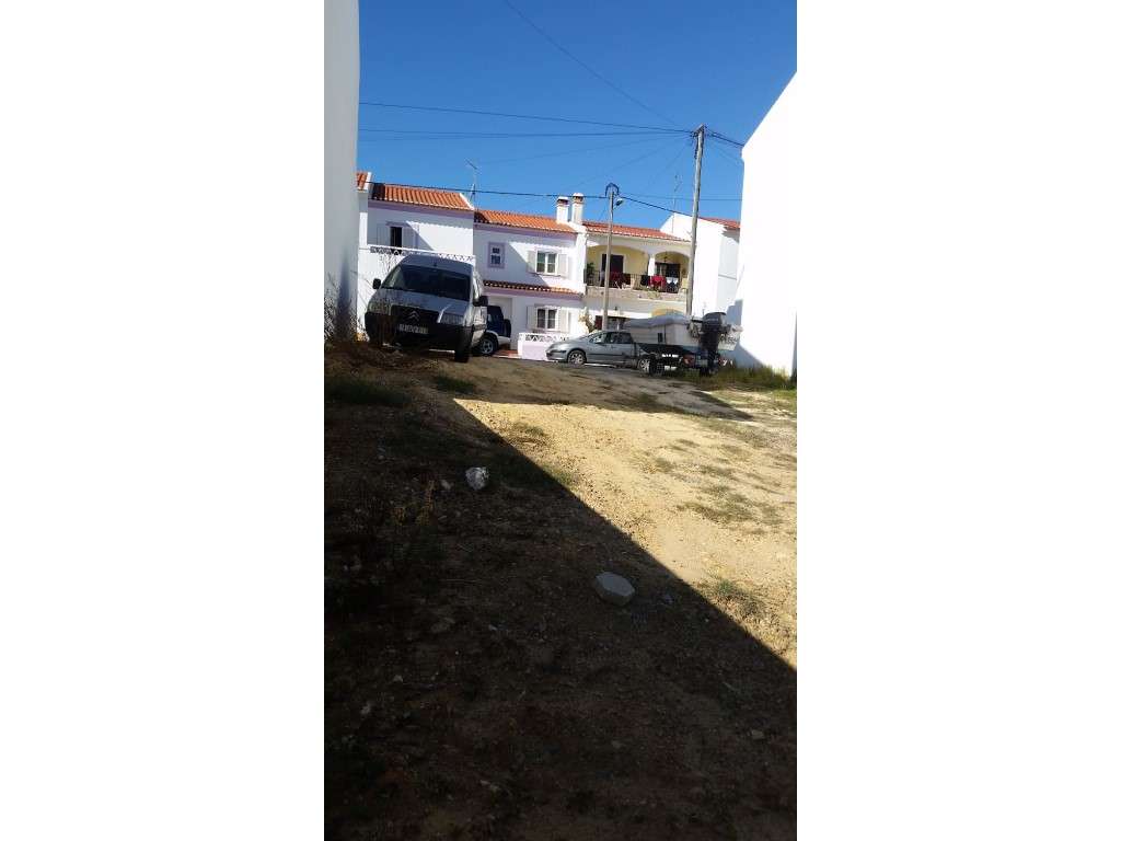 Lote em São Teotónio - Grande imagem: 3/4