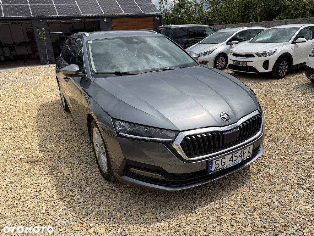 Skoda Octavia 2.0 TDI DSG Style - 4