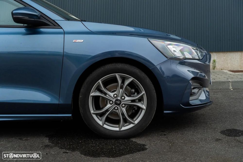 Ford Focus SW — fotografia 30