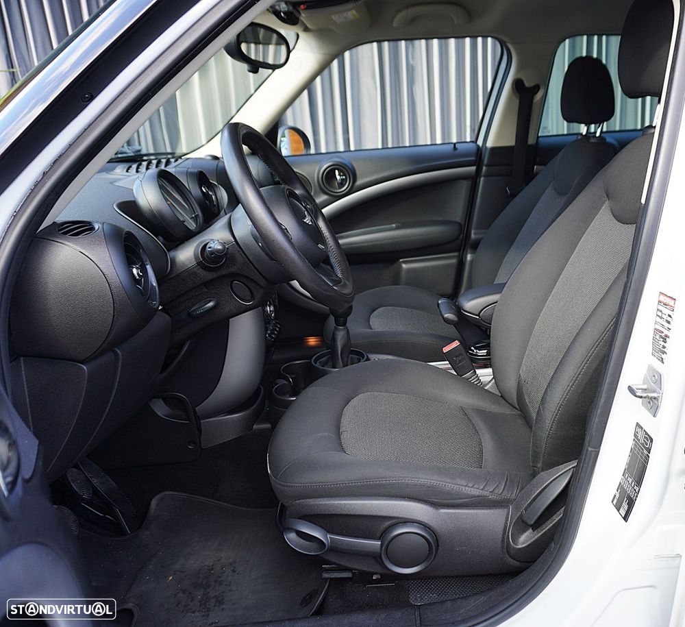 MINI Countryman Cooper D - 10