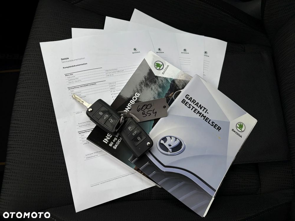 Skoda Superb 1.6 TDI Ambition DSG - 39