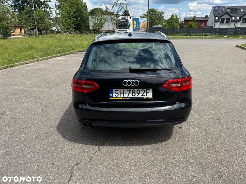 Audi A4 Avant - 9