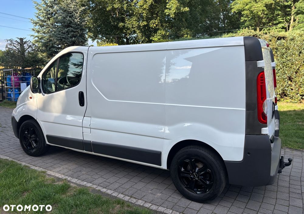 Opel Vivaro - 12