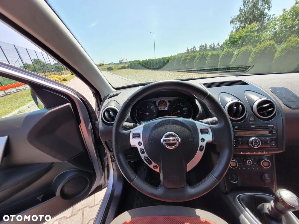 Nissan Qashqai 1.5 dCi DPF visia - 10