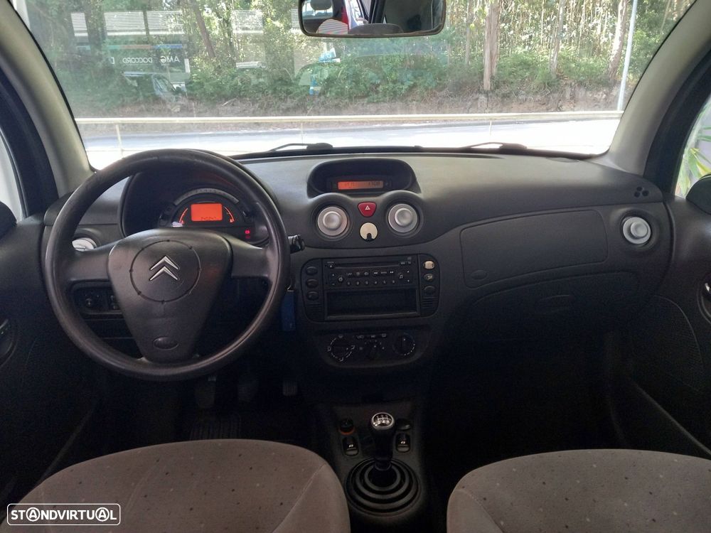 Citroën C3 1.4 HDi SX + - 9