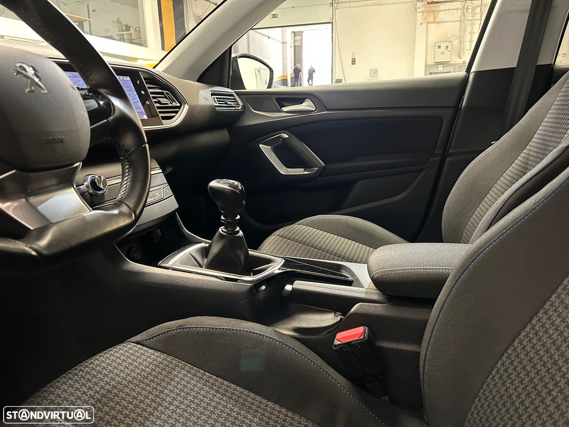 Peugeot 308 SW 1.2 PureTech Style - 40