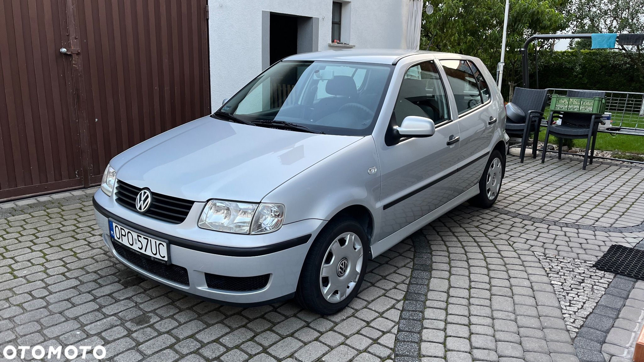Volkswagen Polo 1.4 16V Basis - 1