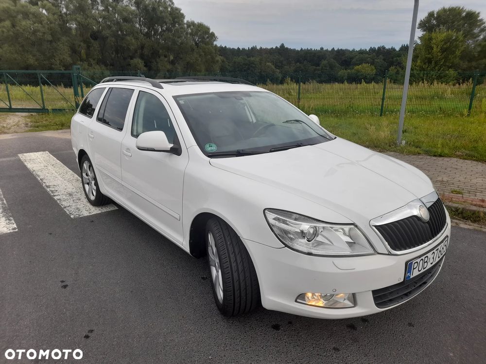 Skoda Octavia 2.0 TDI DPF Elegance - 4