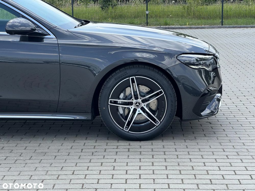 Mercedes-Benz Klasa E 220 d mHEV 4-Matic AMG 9G-Tronic - 8
