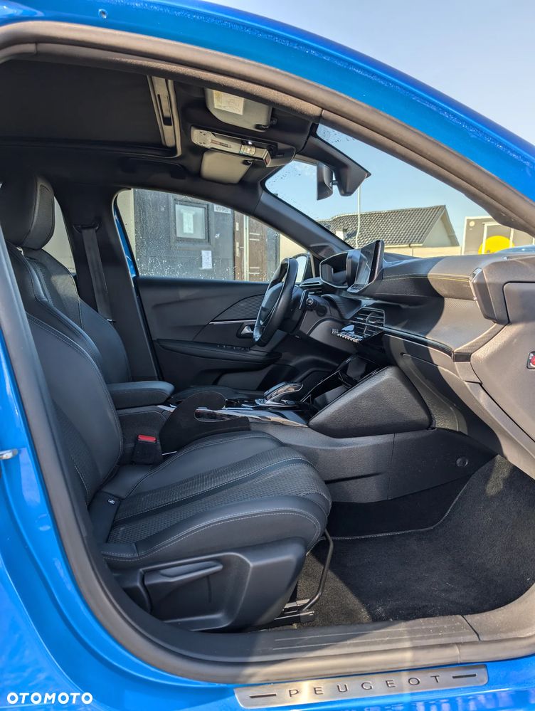 Peugeot 208 PureTech 130 EAT8 GT Pack - 14
