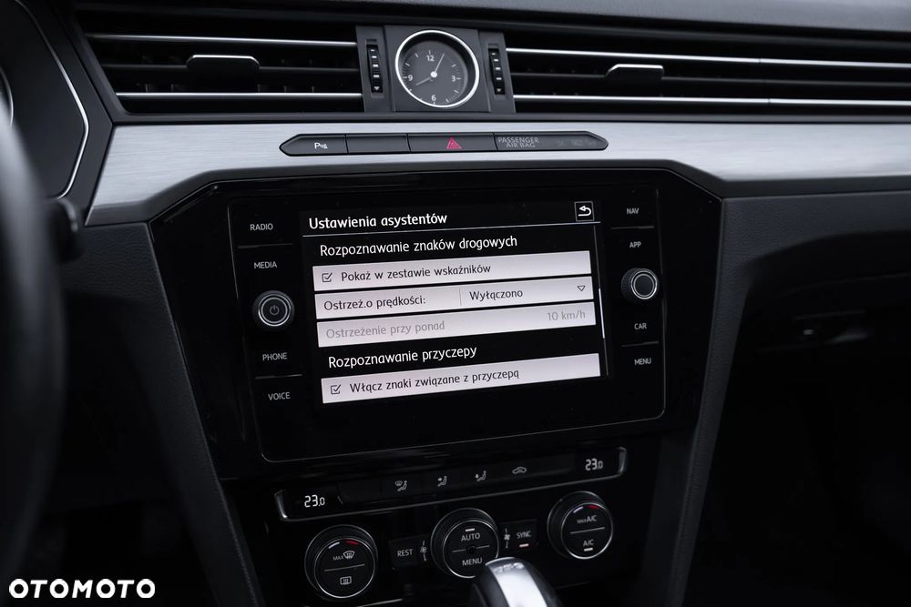 Volkswagen Arteon 2.0 TDI SCR DSG - 28