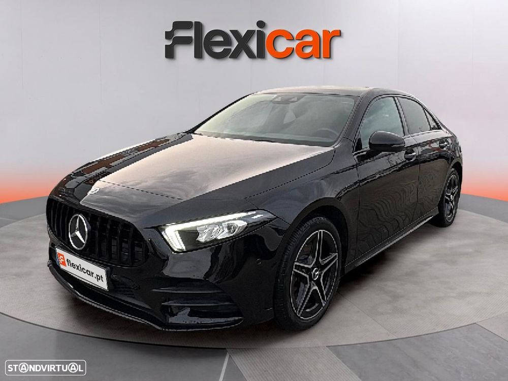 Mercedes-Benz A 250 Limousine e AMG Line - 3