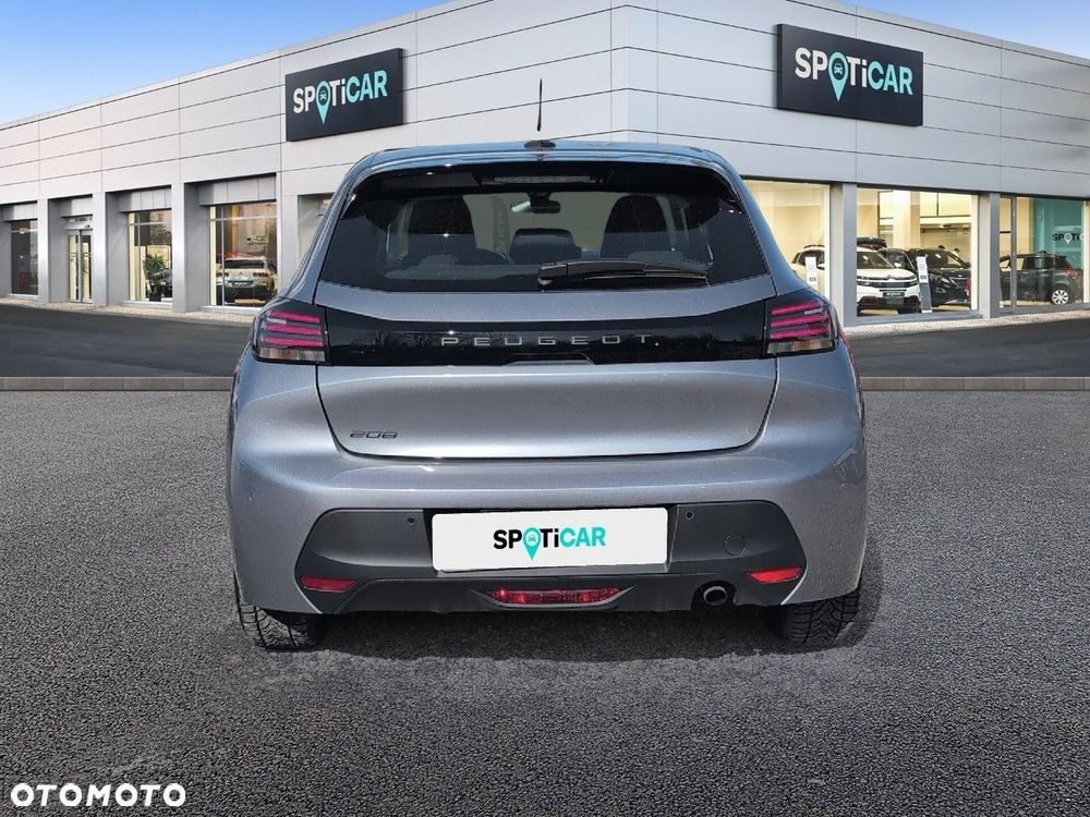 Peugeot 208 - 6