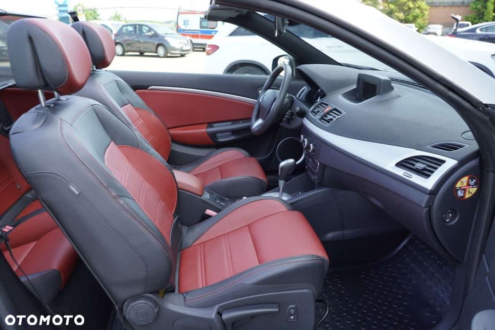 Renault Megane 2.0 16V Dynamique CVT - 6