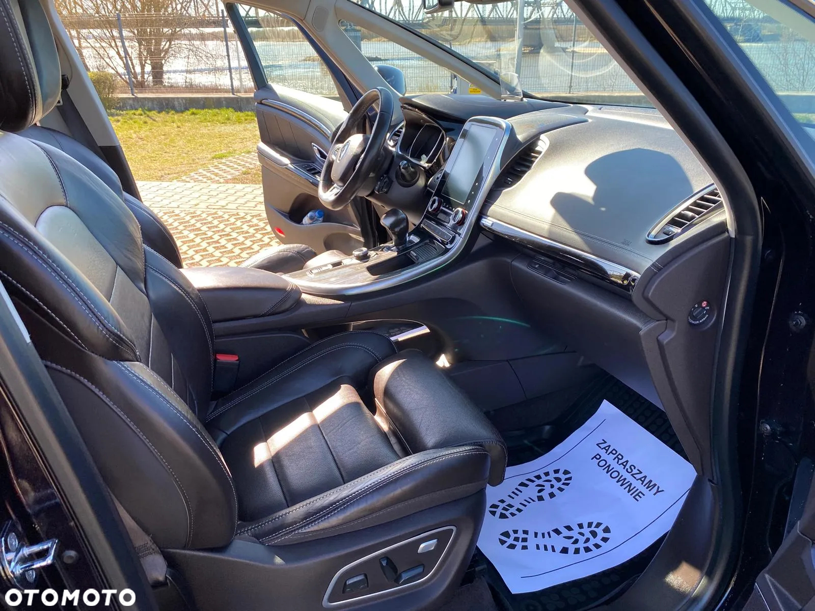 Renault Espace 1.6 dCi Energy Initiale Paris EDC - 26