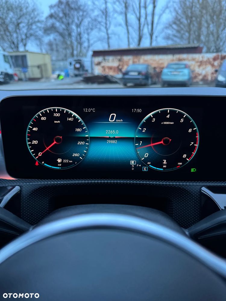 Mercedes-Benz Klasa A 220 4Matic 7G-DCT AMG Line - 39