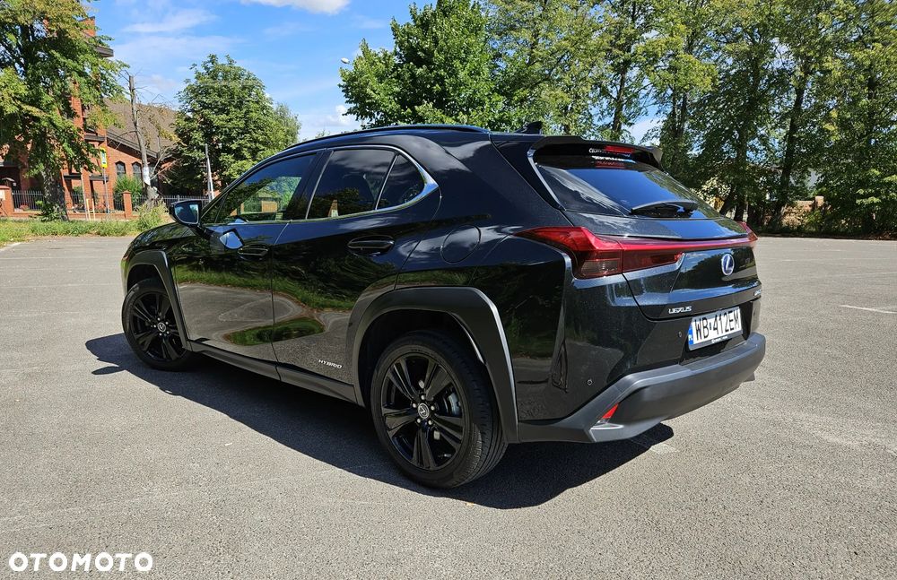 Lexus UX 250h GPF F Impression 2WD - 6