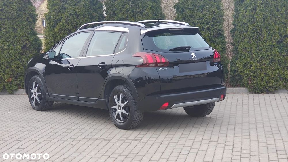 Peugeot 2008 1.6 BlueHDi Allure S&S - 6