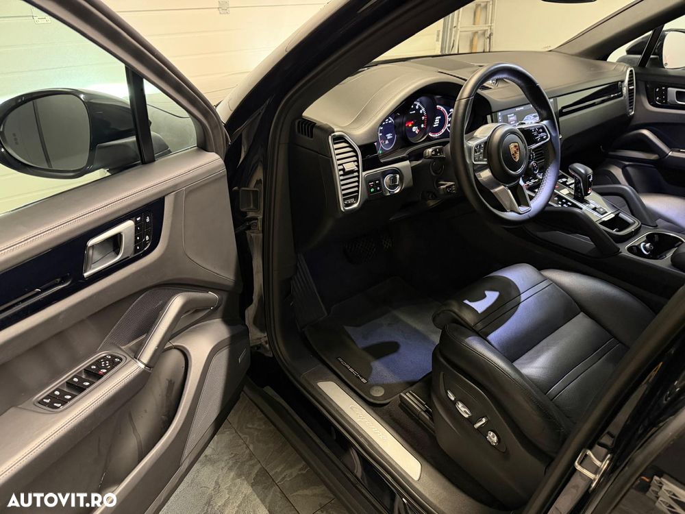 Porsche Cayenne Tiptronic S Platinum Edition - 9