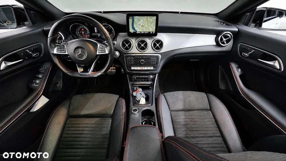 Mercedes-Benz CLA 250 4Matic 7G-DCT AMG Line - 21