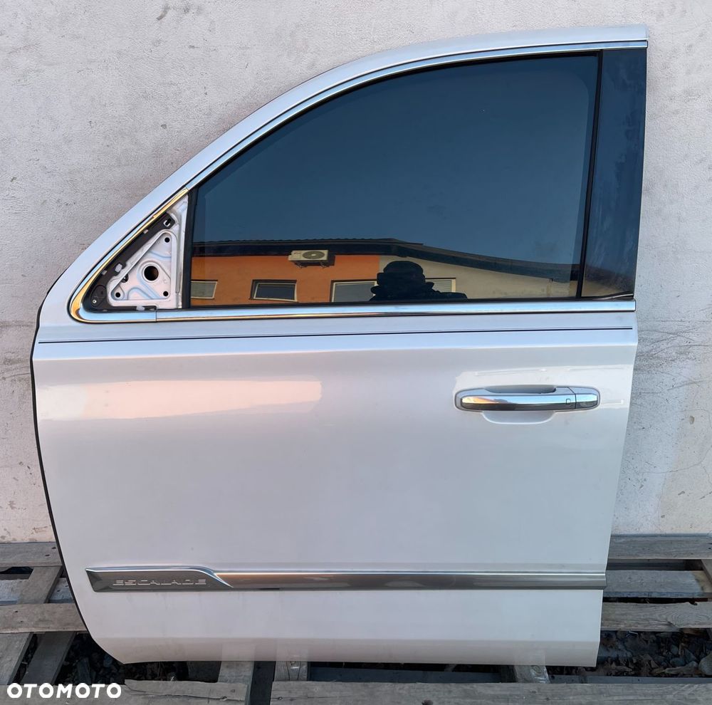 O3 CADILLAC ESCALADE IV 2014 - DRZWI PRZÓD LEWE PRZEDNIE 23378542