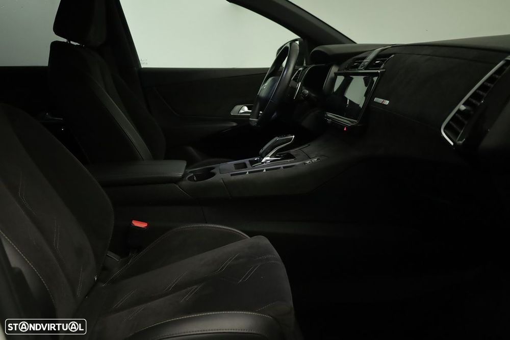 DS DS7 Crossback 1.5 BlueHDi Performance Line EAT8 - 19