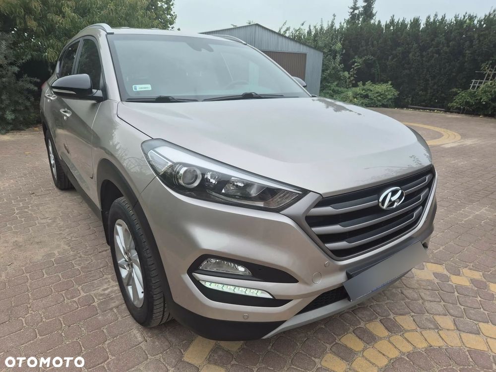 Hyundai Tucson 1.6 GDI BlueDrive GO 2WD - 34