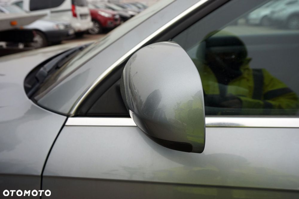 LUSTERKO ELEKTRYCZNE LEWE A4 B7 LY7G SZARY AUDI 2004-2008 - 2