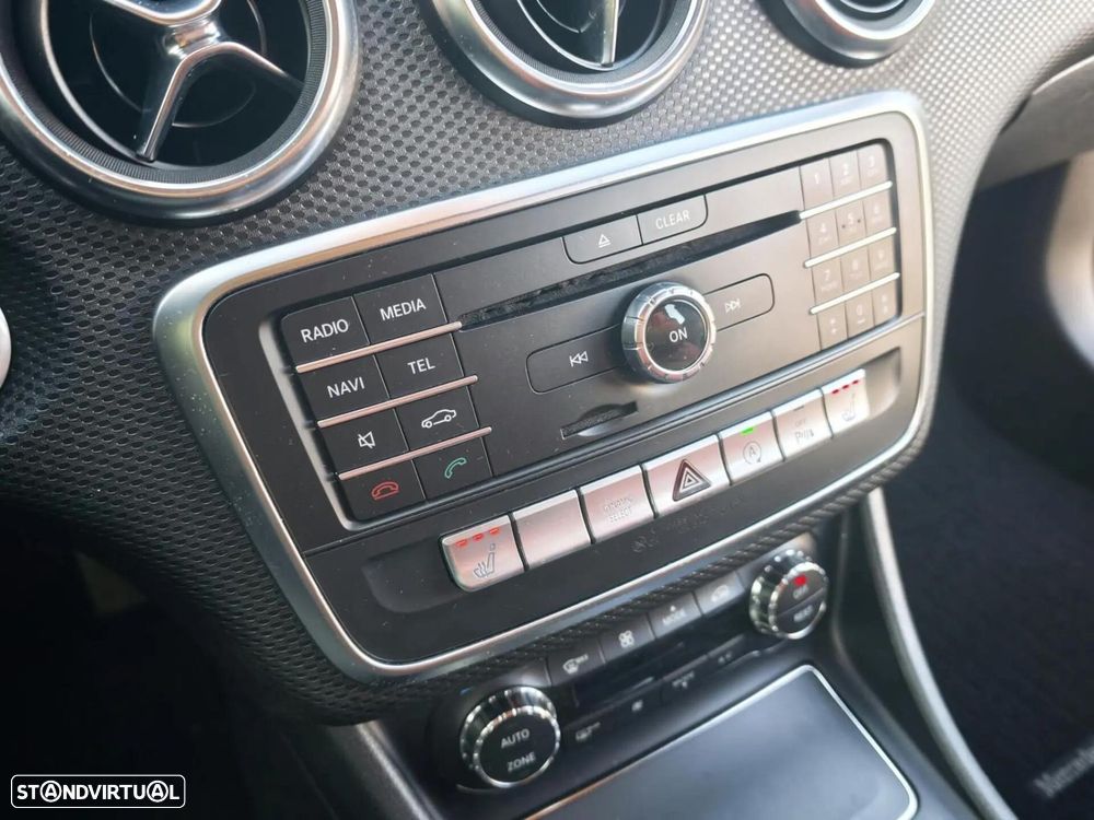 Mercedes-Benz A 200 CDI AMG Line - 28
