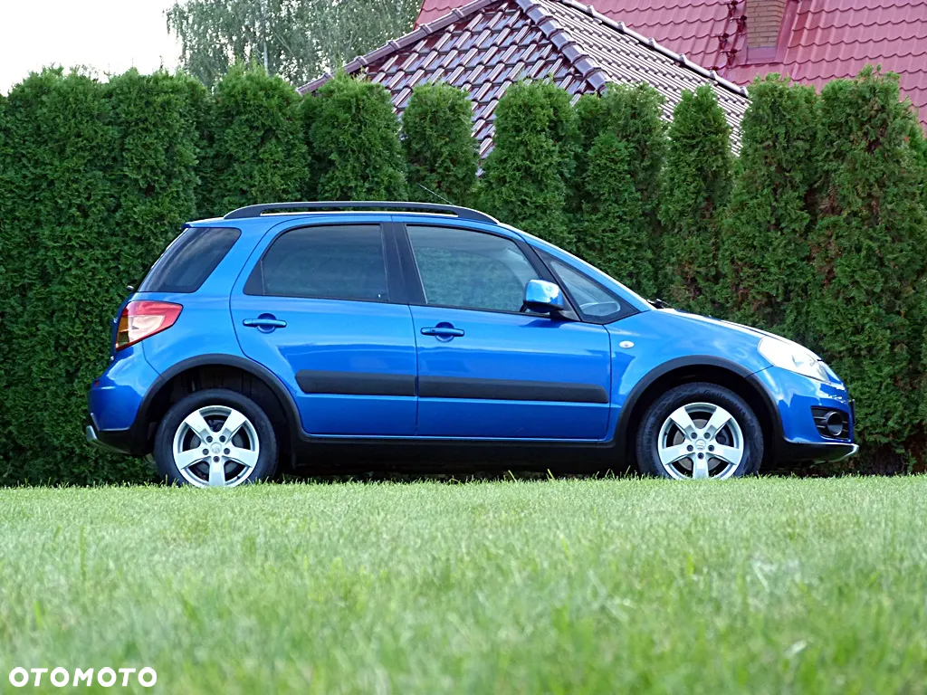 Suzuki SX4 1.6 Comfort Plus 4WD - 8