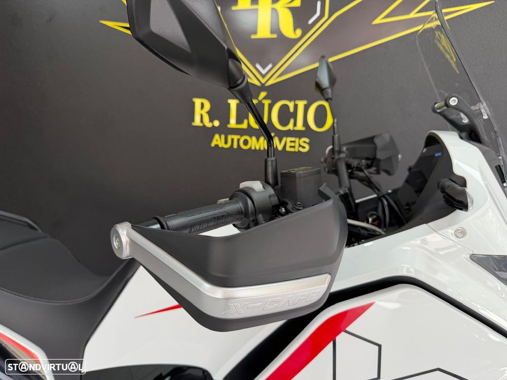 Moto Morini X-Cape 700 - 21
