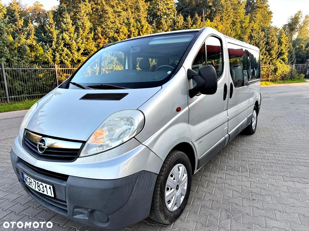 Opel Vivaro - 8
