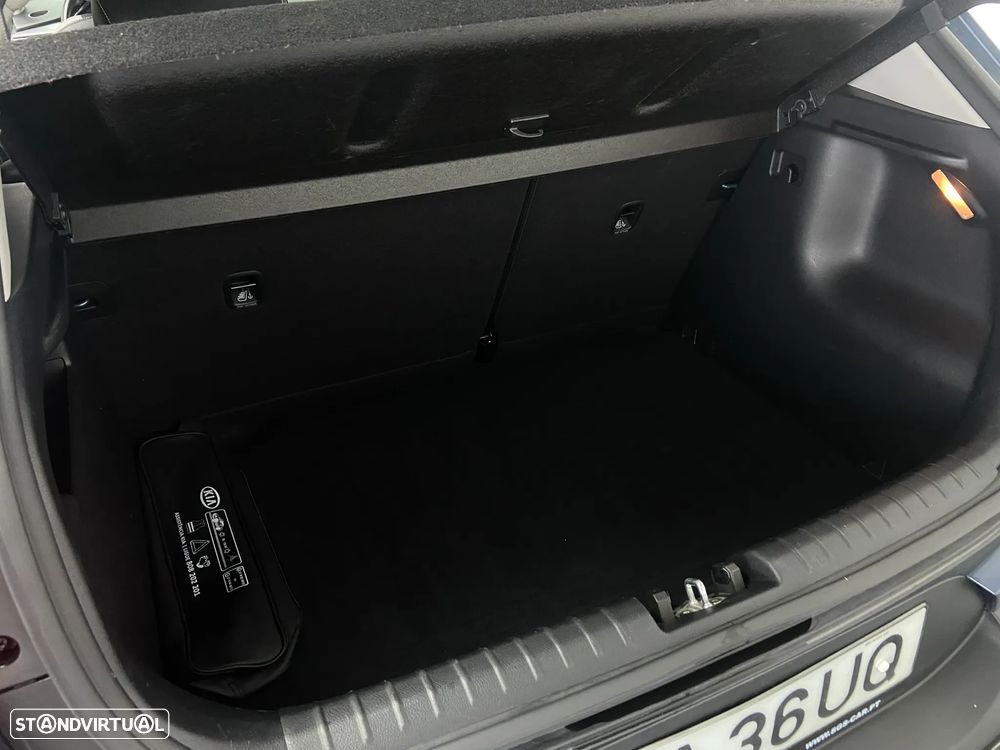 Kia Stonic 1.0 T-GDI Tech - 11