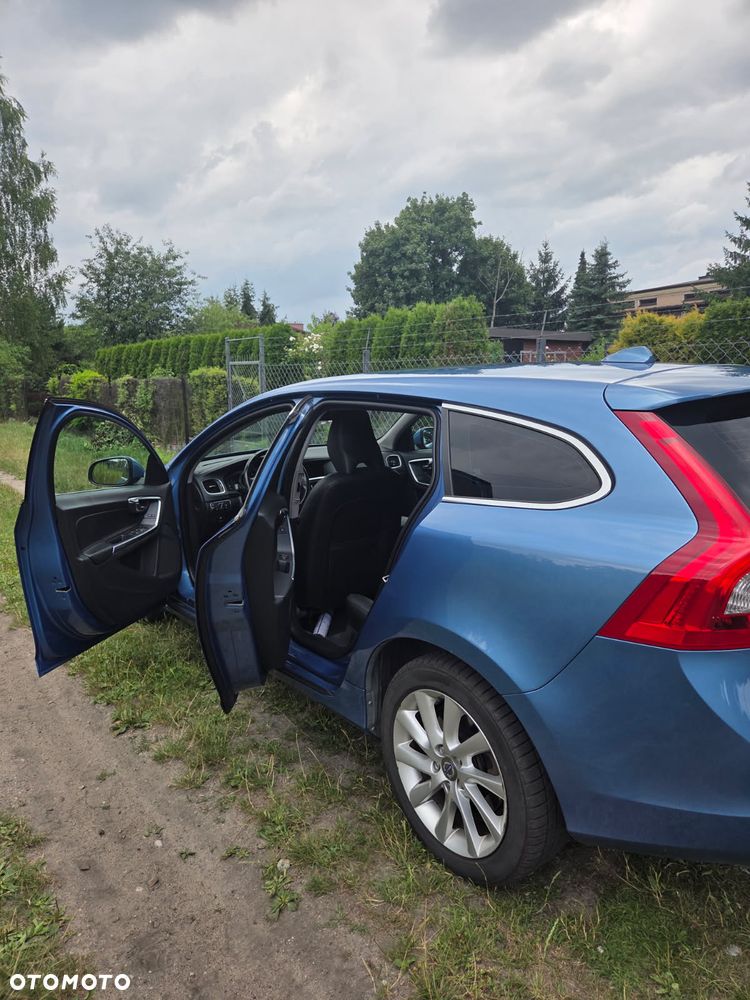 Volvo V60 D4 Geartronic Summum - 5