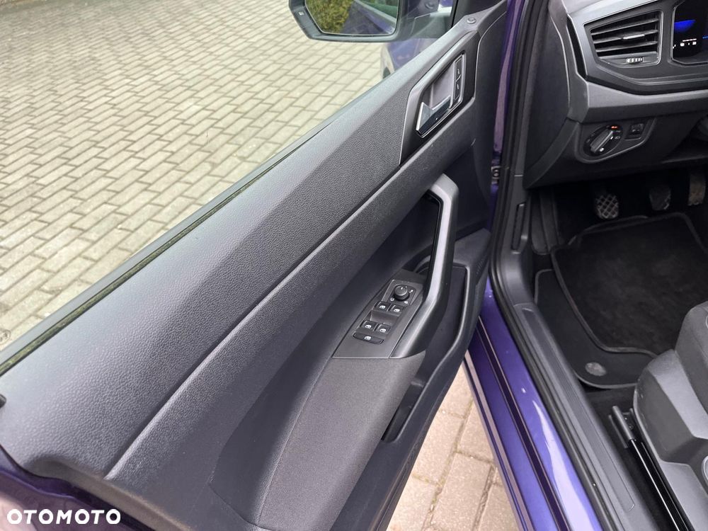 Volkswagen Polo 1.0 MPI - 11