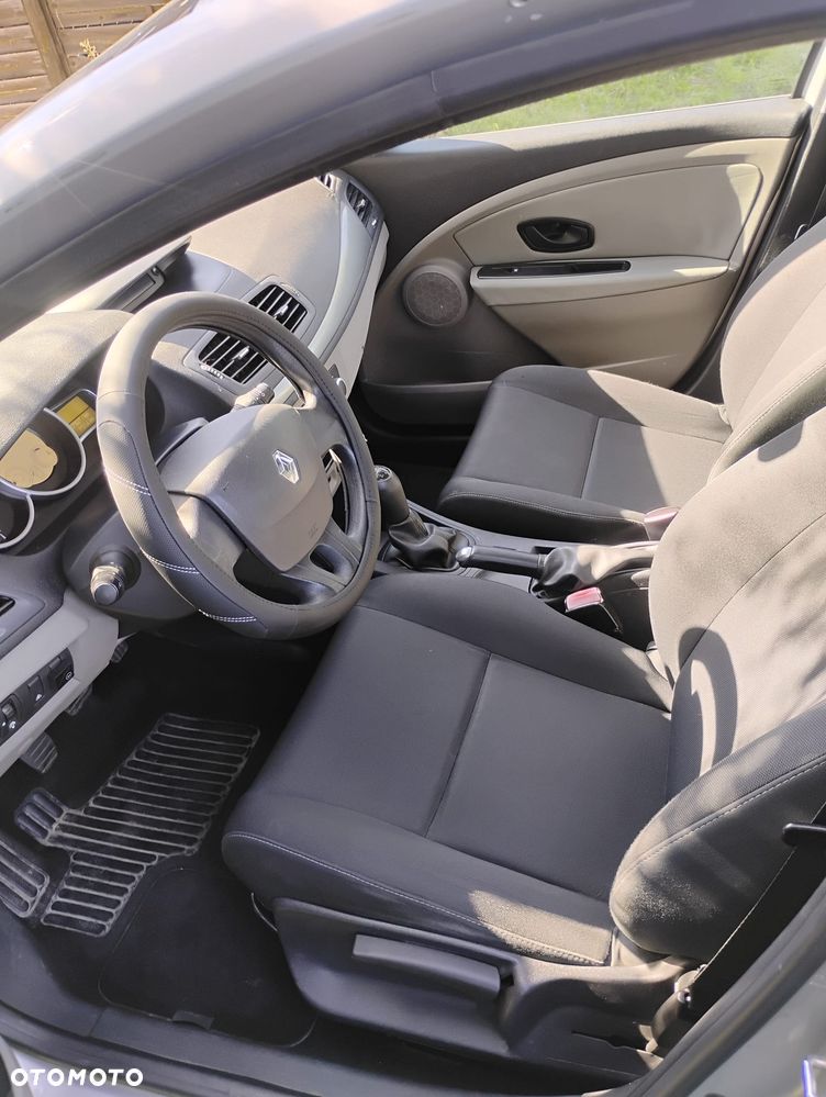 Renault Megane 1.6 16V Generation - 9