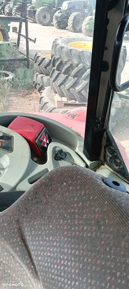 Massey Ferguson - 7