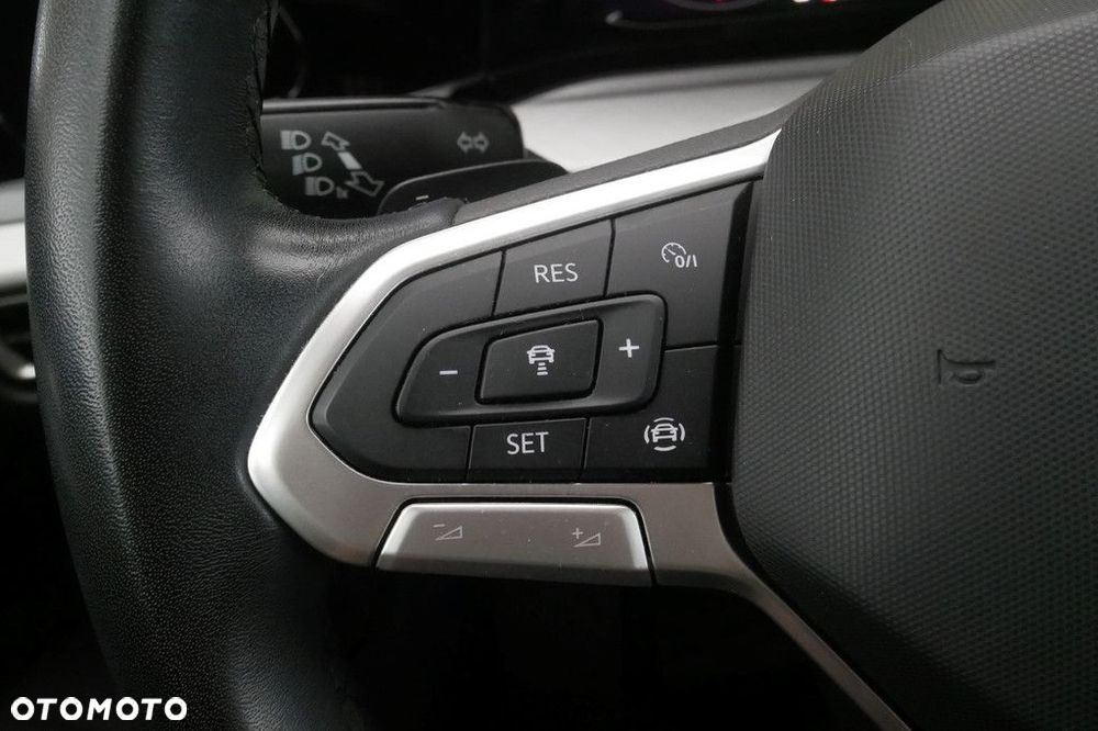Volkswagen Golf Variant 1.5 eTSI EVO Life DSG - 22