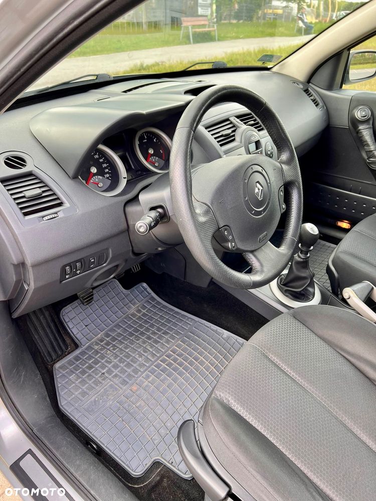 Renault Megane - 17
