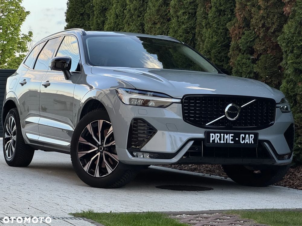 Volvo XC 60 B4 D AWD Plus Dark - 5