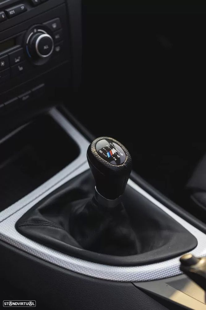 BMW 118 d Pack M - 20