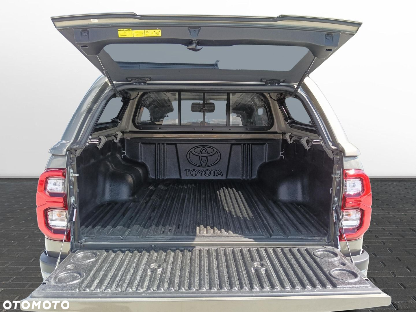 Toyota Hilux 2.8 D-4D Double Cab Invincible 4x4 - 13
