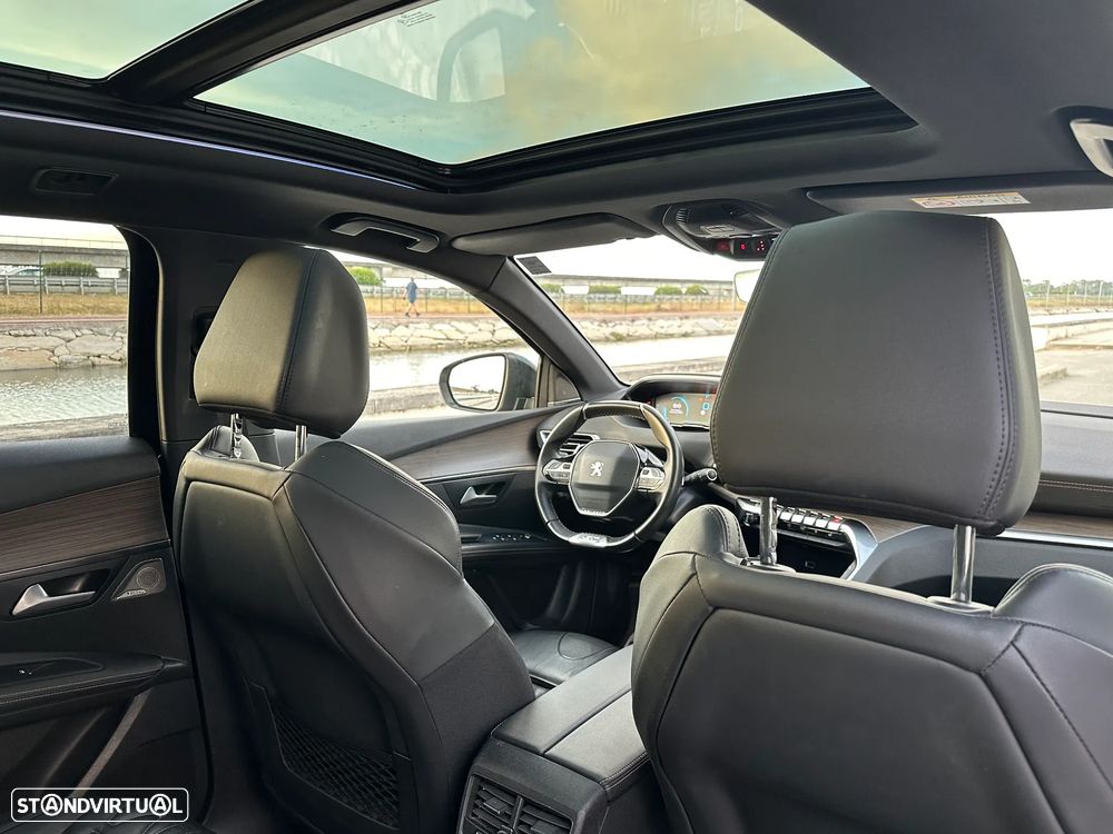 Peugeot 3008 1.6 Hybrid4 GT e-EAT8 - 42