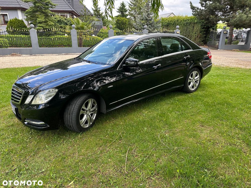 Mercedes-Benz Klasa E 250 CDI DPF BlueEFFICIENCY Automatik Avantgarde - 4